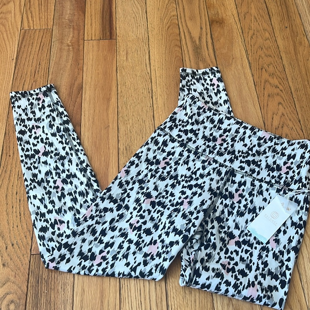 Women’s workout leggings - brand new